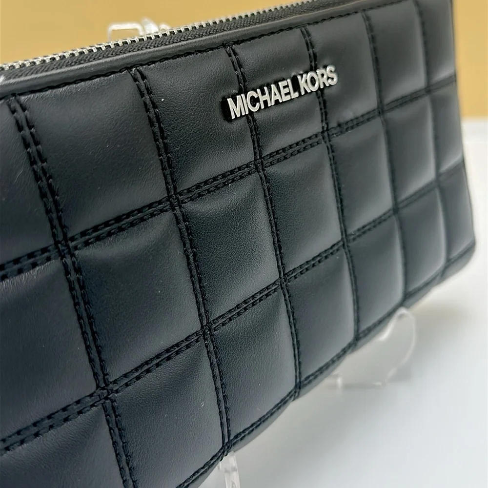 MICHAEL KORS Continental Wristlet Phone Case Wallet Black  NWT